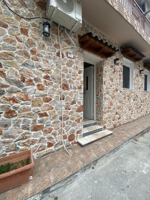 Stone House 48 M Apartment Acharnes Exterior photo